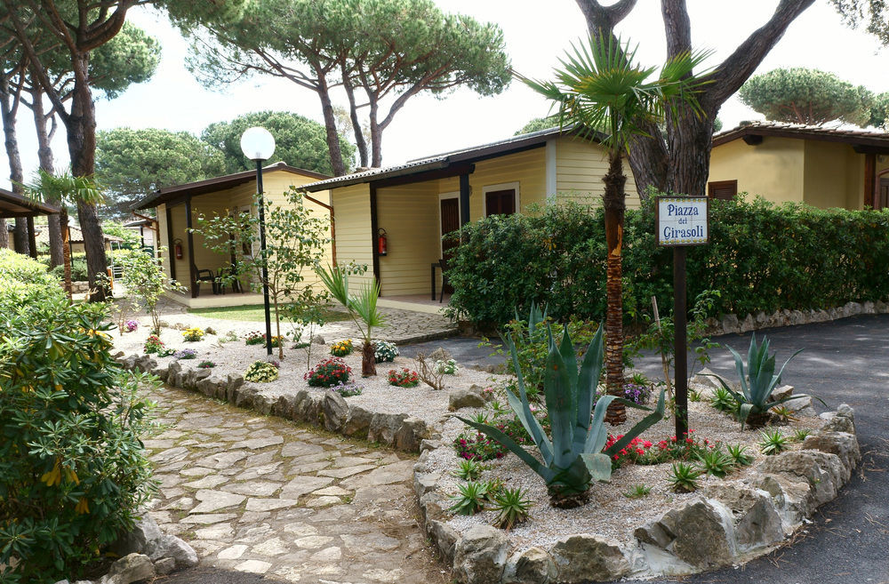 Holiday Village Fondi Eksteriør bilde